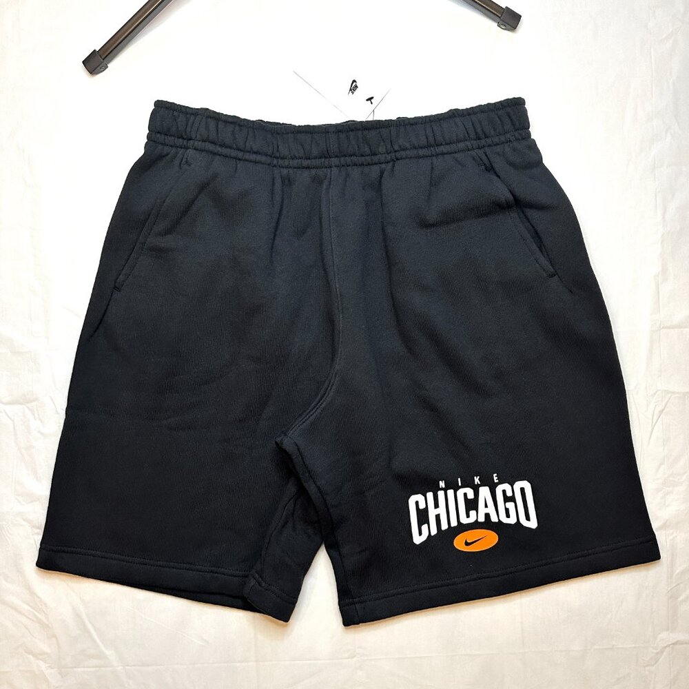 NEW Nike Club City Shorts Men's Fleece Shorts Black Size Large Athletic Sports